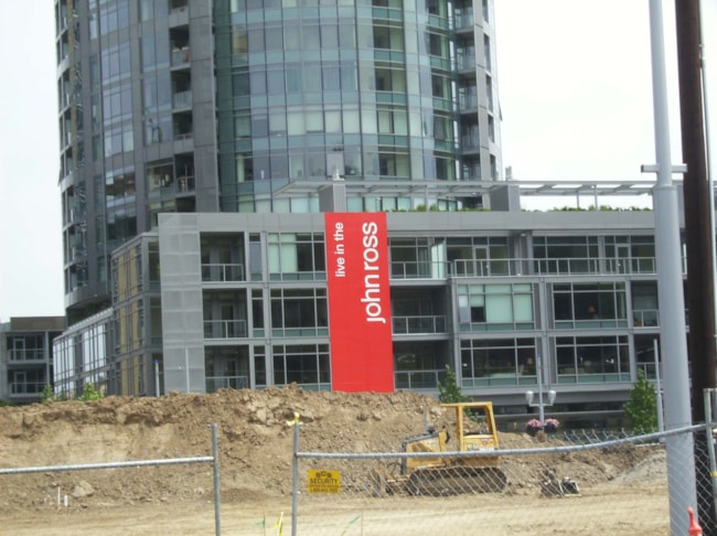 Outdoor Banners in The Woodlands Outdoor Banners in The Woodlands