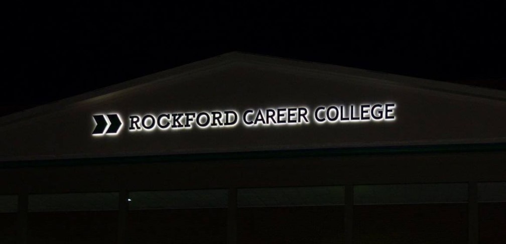 Electric Signs in Moses Lake Electric Signs in Moses Lake