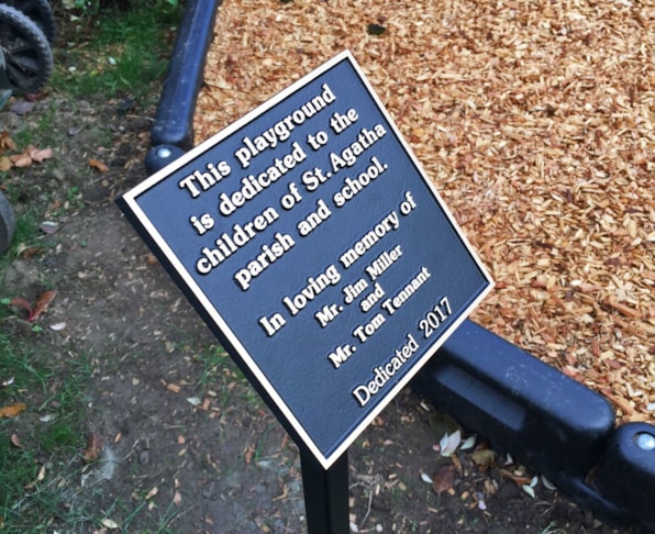 Custom Plaques & Engravings Custom Plaques & Engravings