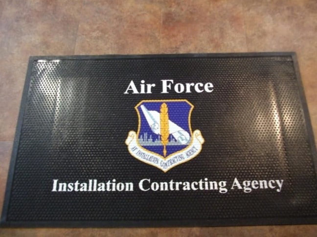 Custom Graphics & Vinyl Decals Custom Graphics & Vinyl Decals