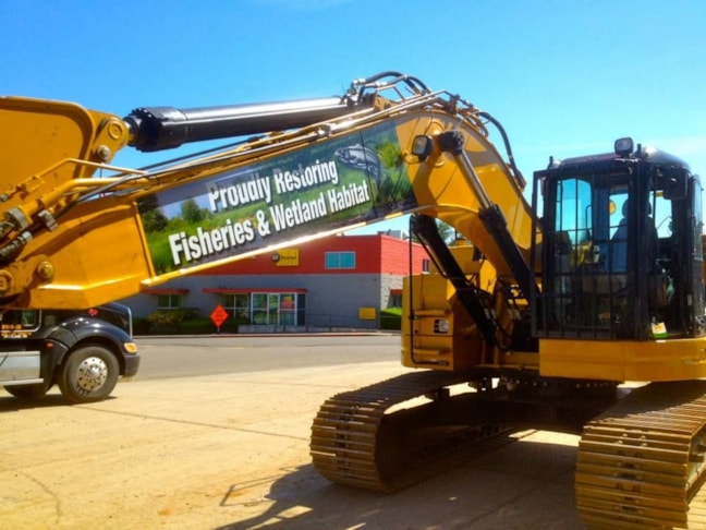 Custom Graphics & Vinyl Decals Custom Graphics & Vinyl Decals