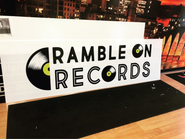 Freestanding Signs and Cutouts Freestanding Signs and Cutouts