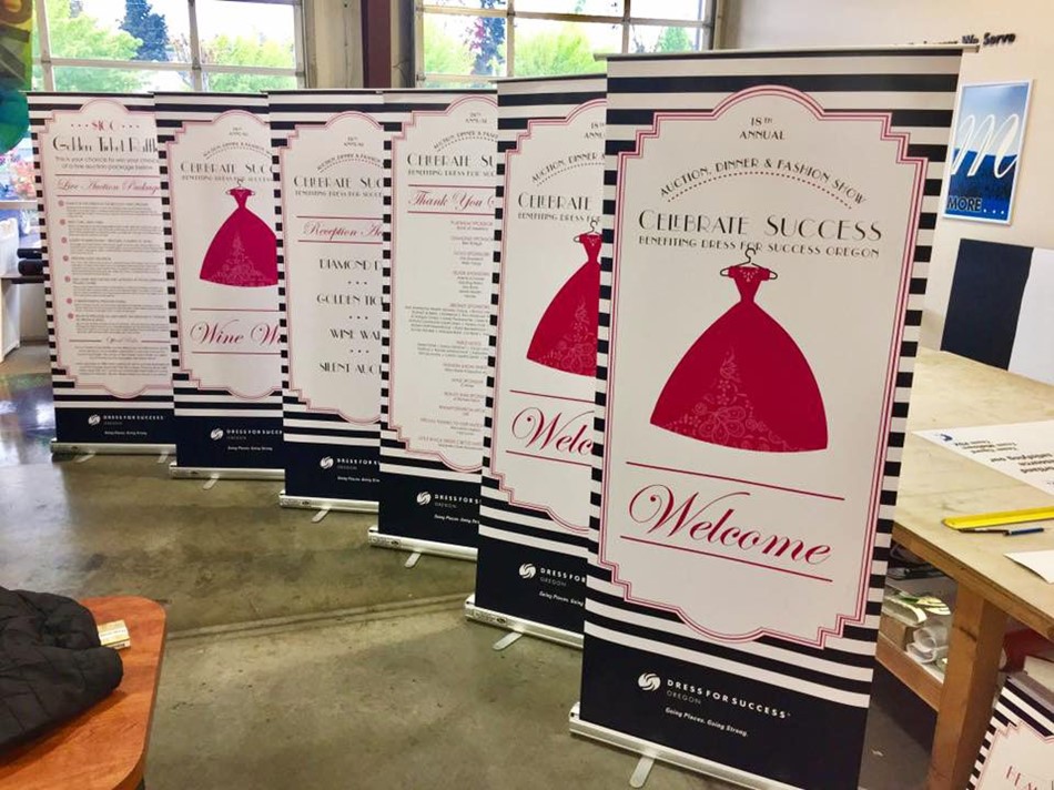 Retractable Pop Up Banner Stands Signs Now Dallas