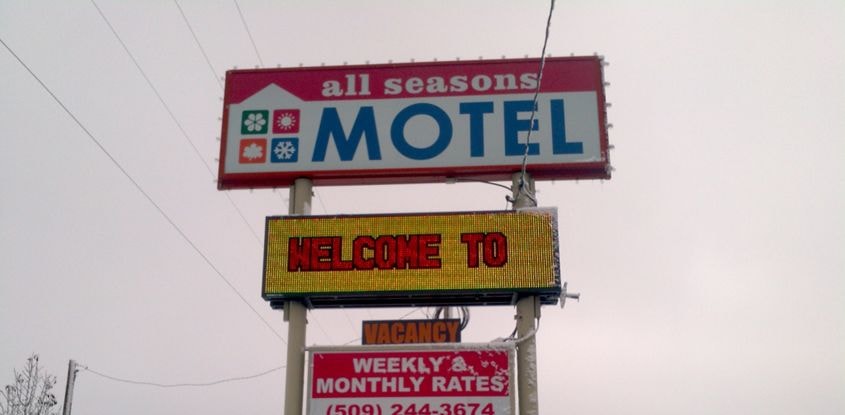 Electric Signs in Moses Lake Electric Signs in Moses Lake