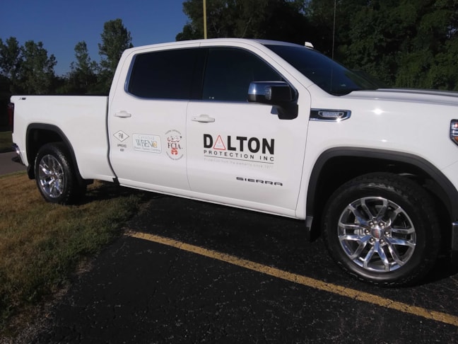 Custom Graphics & Vinyl Decals Custom Graphics & Vinyl Decals