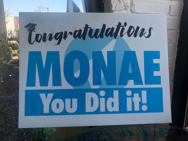 Plastic Signs & Yard Signs Plastic Signs & Yard Signs