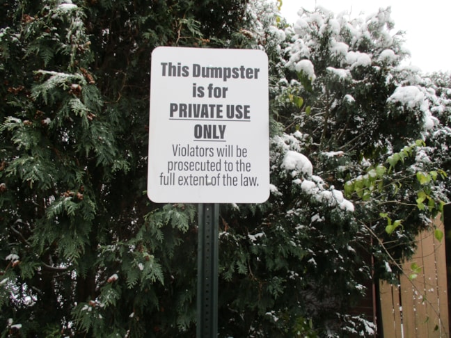 Parking & Traffic Signs Parking & Traffic Signs