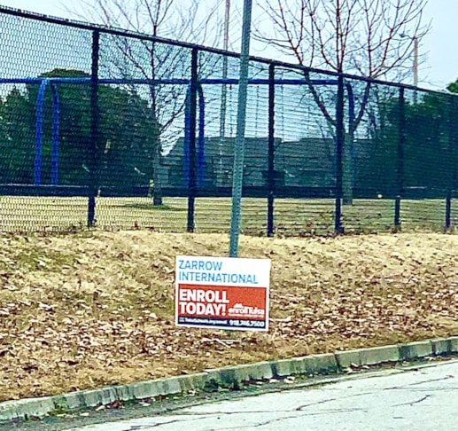 Plastic Signs & Yard Signs Plastic Signs & Yard Signs