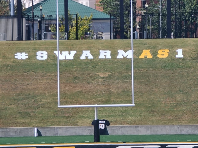 Plastic Signs & Yard Signs Plastic Signs & Yard Signs