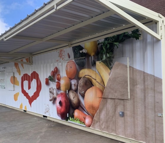 Custom Graphics & Vinyl Decals Custom Graphics & Vinyl Decals