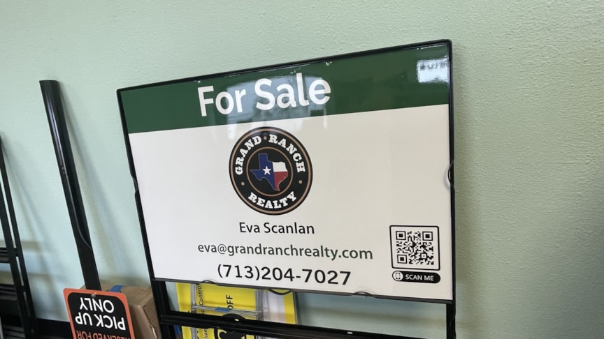 Plastic Signs & Yard Signs Plastic Signs & Yard Signs