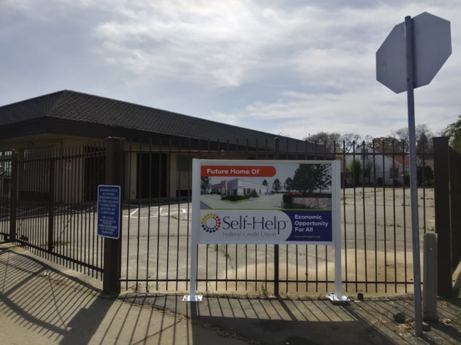 Post & Panel Signs Post & Panel Signs