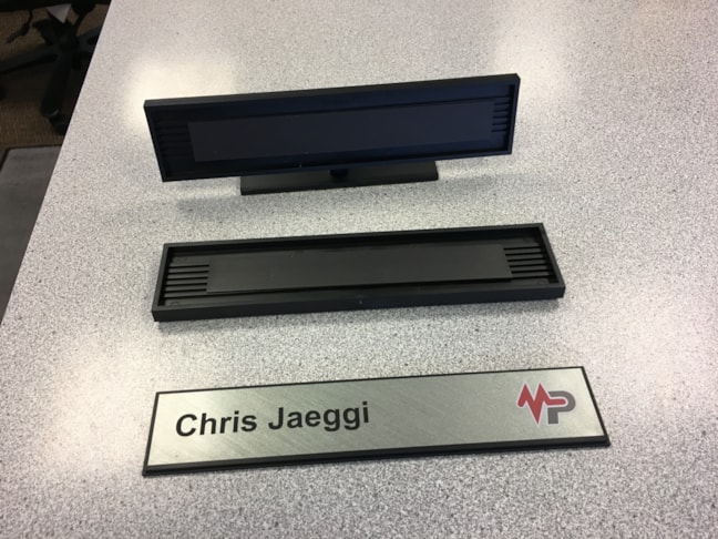 Plaques & Name Plates Plaques & Name Plates
